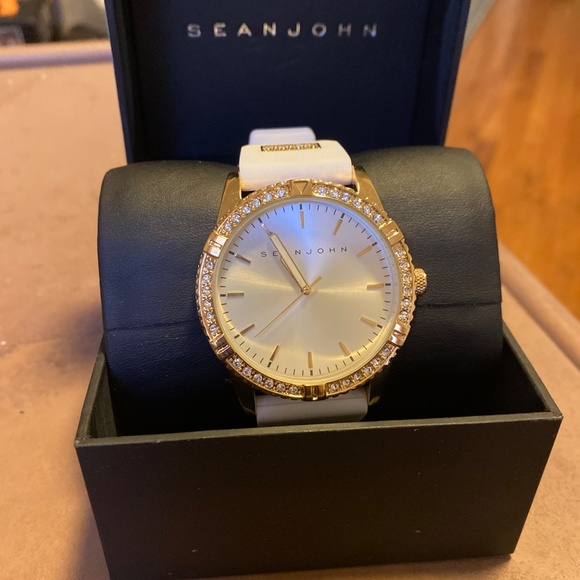 Designer Watches - Picture 3 of 7